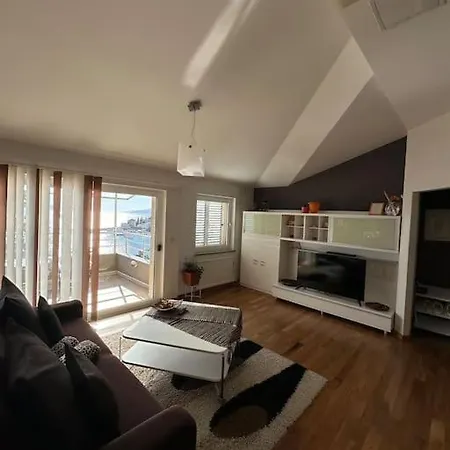 Queen Of Apartman