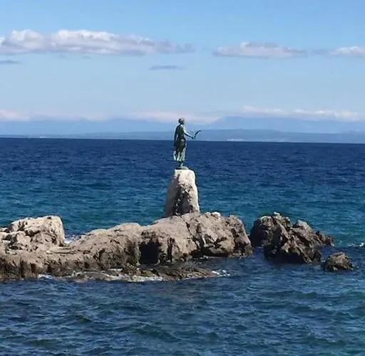 Queen Of Daire Opatija