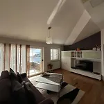 Queen Of Apartment *
